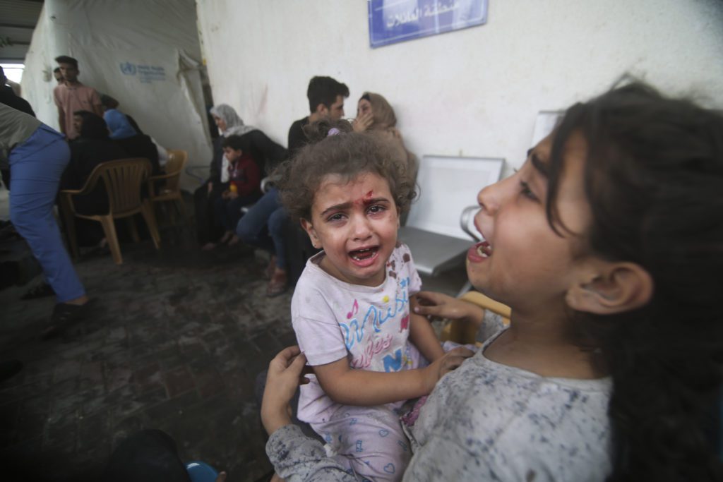 Φρίκη στη Γάζα: 160 παιδιά σκοτώνονται καθημερινά – 14 νοσοκομεία έχουν τεθεί εκτός λειτουργίας (Photos)