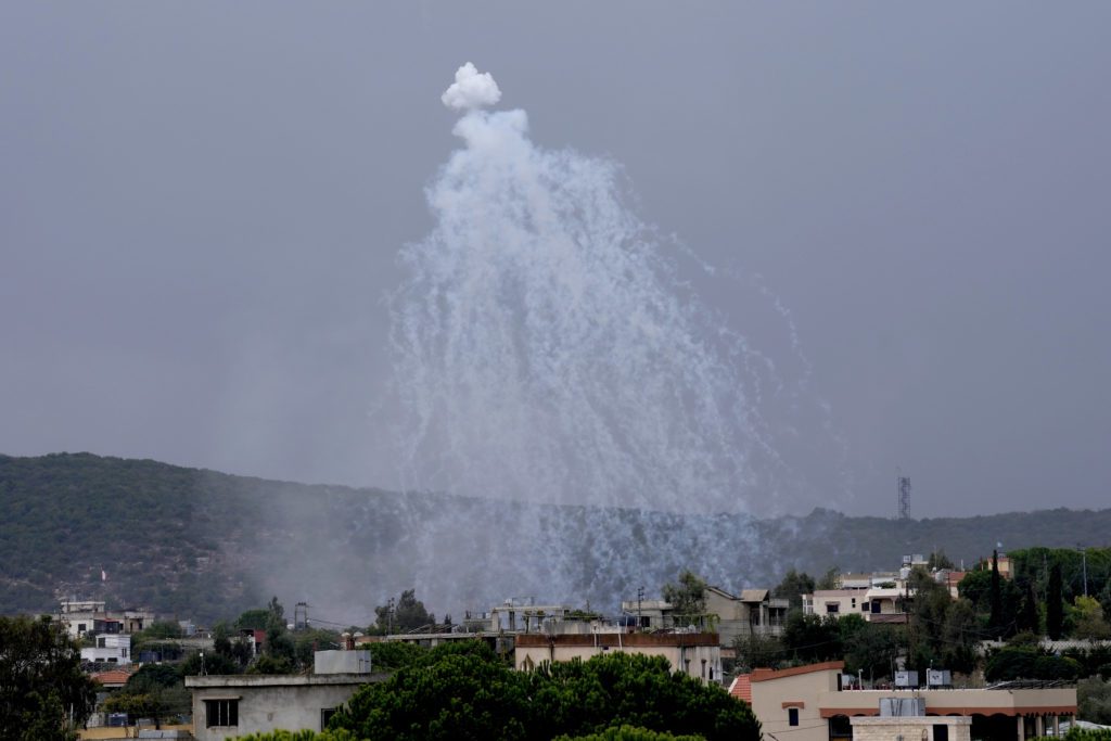 Μέση Ανατολή: Ο Λίβανος καταγγέλλει χρήση πυρομαχικών λευκού φωσφόρου από το Ισραήλ