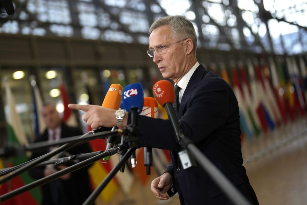 Το NATO προκρίνει τη δημιουργία ενός «στρατιωτικού Σένγκεν»