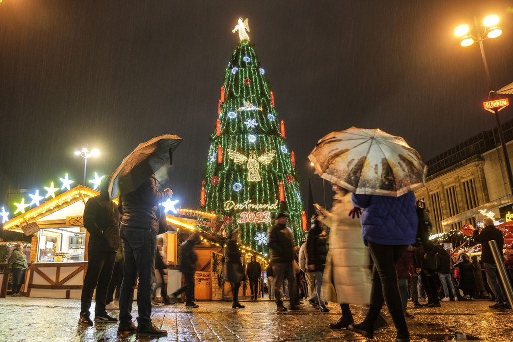 Γερμανία: Δύο συλλήψεις υπόπτων για σχεδιασμό επίθεσης σε χριστουγεννιάτικη αγορά
