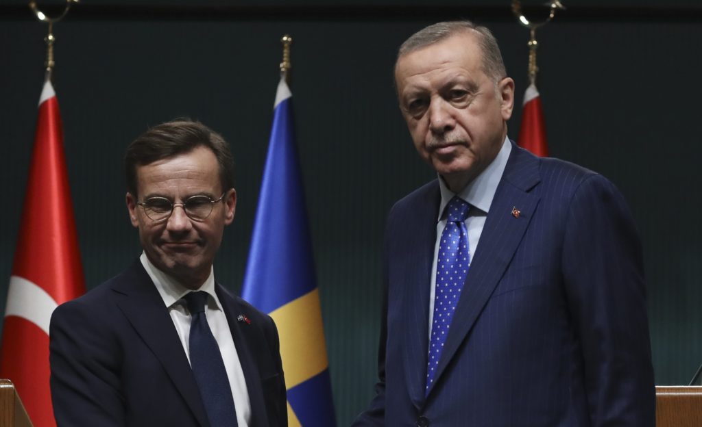 Τουρκικά παιχνίδια με την έγκριση εισόδου της Σουηδίας στο ΝΑΤΟ