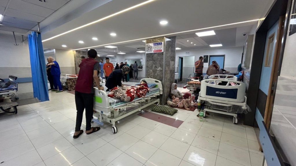 Γάζα: «Καταστροφική» κατάσταση στο μεγαλύτερο νοσοκομείο – Εντείνονται οι ισραηλινές επιθέσεις