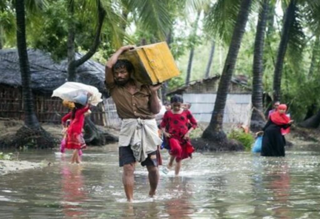 Μπαγκλαντές: Τουλάχιστον επτά νεκροί από τον κυκλώνα Μιντίλι
