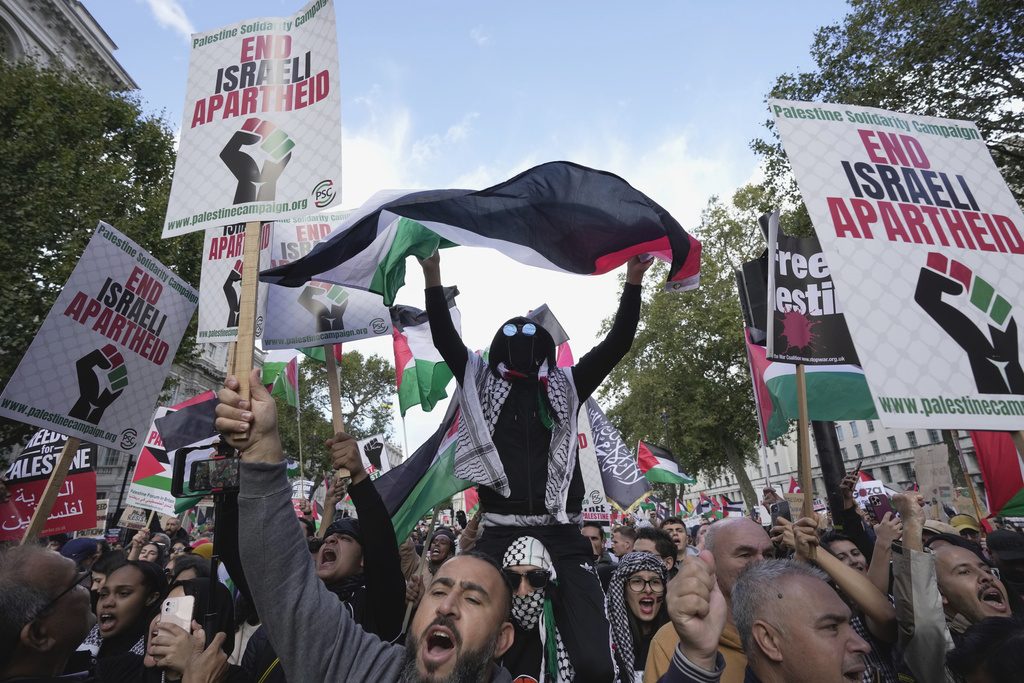 Λονδίνο: Νέα διαδήλωση αλληλεγγύης υπέρ Παλαιστινίων – «Ιστορική πορεία» αναμένουν οι διοργανωτές