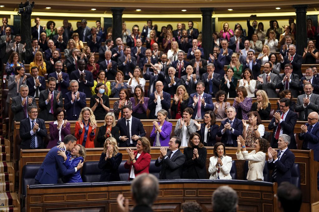 Πλειοψηφία οι γυναίκες στη νέα ισπανική Κυβέρνηση των Σοσιαλιστών