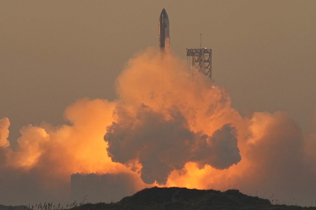 SpaceX: Το διαστημόπλοιο του Μασκ απέτυχε για δεύτερη φορά (Vid)