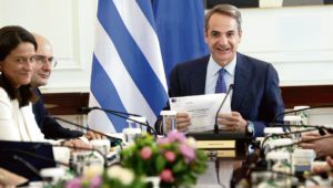 O µίστερ ΑΑ∆Ε γνωρίζει τα πάντα για το κύκλωµα