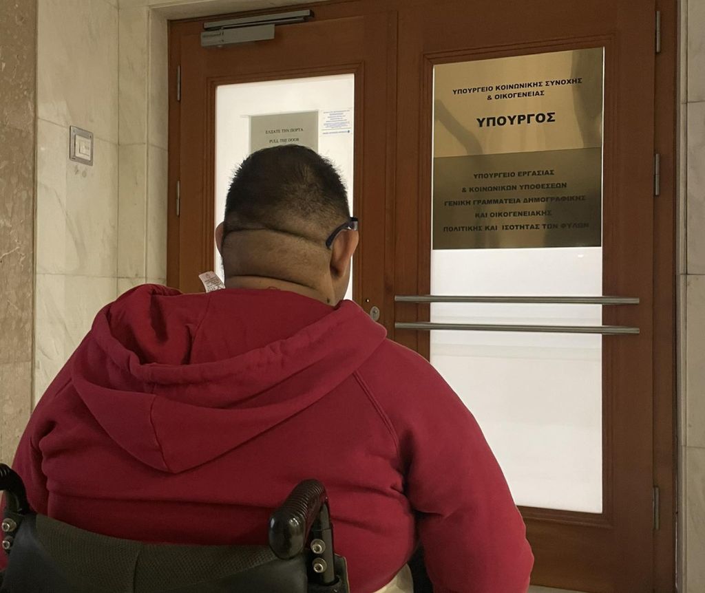Χωρίς τέλος ο Γολγοθάς για τα άτομα με αναπηρία επί κυβέρνησης Μητσοτάκη (Video)