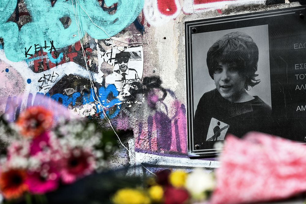 Δολοφονία Αλέξη Γρηγορόπουλου: 15 χρόνια μετά ο Δεκέμβρης του 2008 είναι η απάντηση