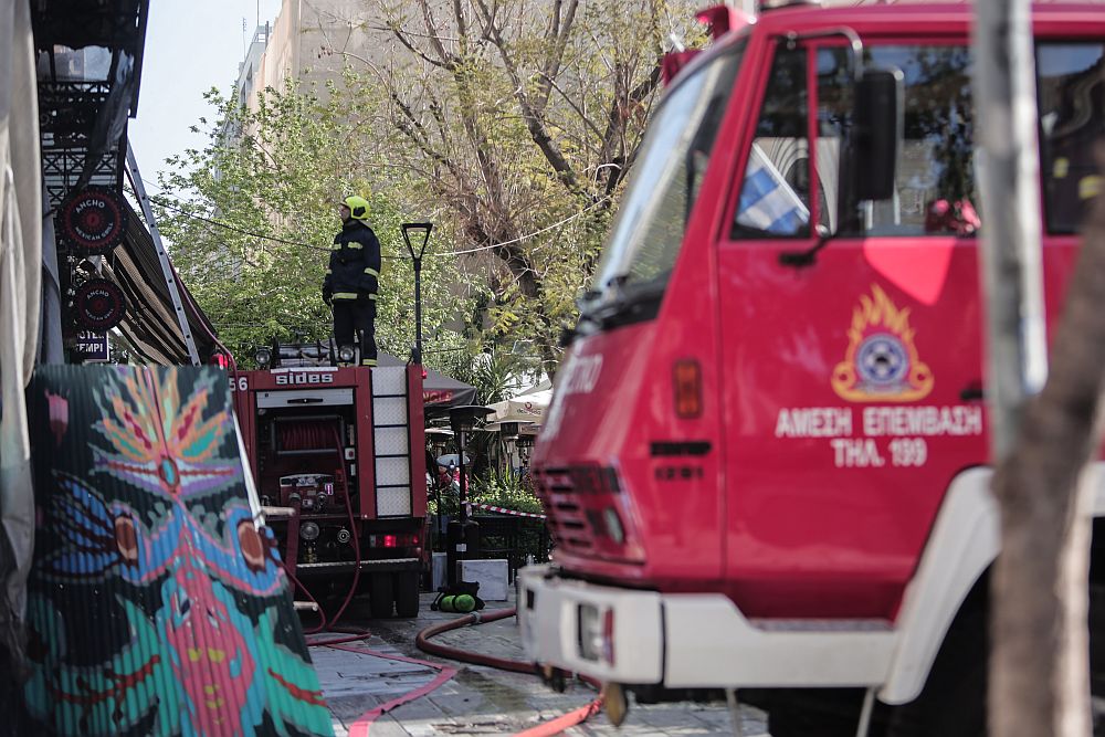 Συναγερμός στον Βοτανικό: Νεκρός άνδρας έπειτα από φωτιά σε αποθήκη