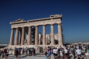 Ιδιωτικές εταιρείες μπαίνουν στην Ακρόπολη