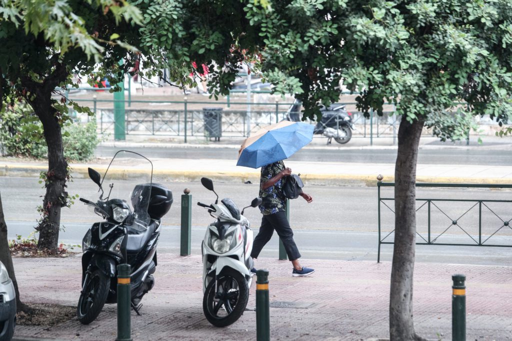 Κακοκαιρία εξπρές με καταιγίδες και 7 μποφόρ – Ποιες περιοχές θα επηρεαστούν (LIVE)