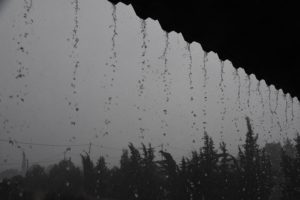 Επικαιροποιήθηκε το έκτακτο δελτίο της ΕΜΥ: Έρχονται καταιγίδες, χαλάζι, κεραυνοί &#8211; Πότε θα χτυπήσουν την Αττική (LIVE)