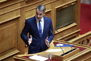 «Εκσυγχρονισμός» α λα Μητσοτάκη το φορολογικό νομοσχέδιο &#8211; Ρεσιτάλ αλαζονείας στη Βουλή (Video)