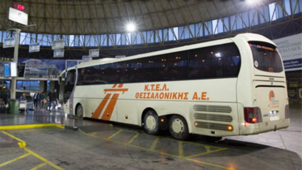 Θεσσαλονίκη: Στις φλόγες τυλίχθηκε λεωφορείο του ΚΤΕΛ που εκτελούσε το δρομολόγιο Αθήνα – Θεσσαλονίκη