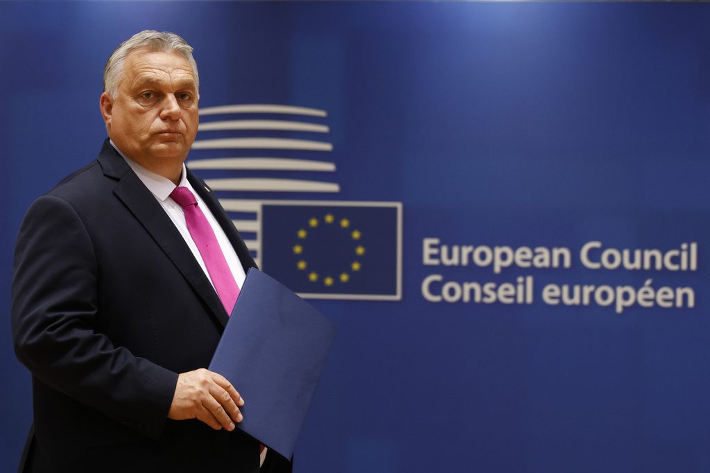 Η Ουκρανία προσπαθεί να κάμψει την αντίθεση της Ουγγαρίας για την υποψηφιότητα εισόδου της στην ΕΕ