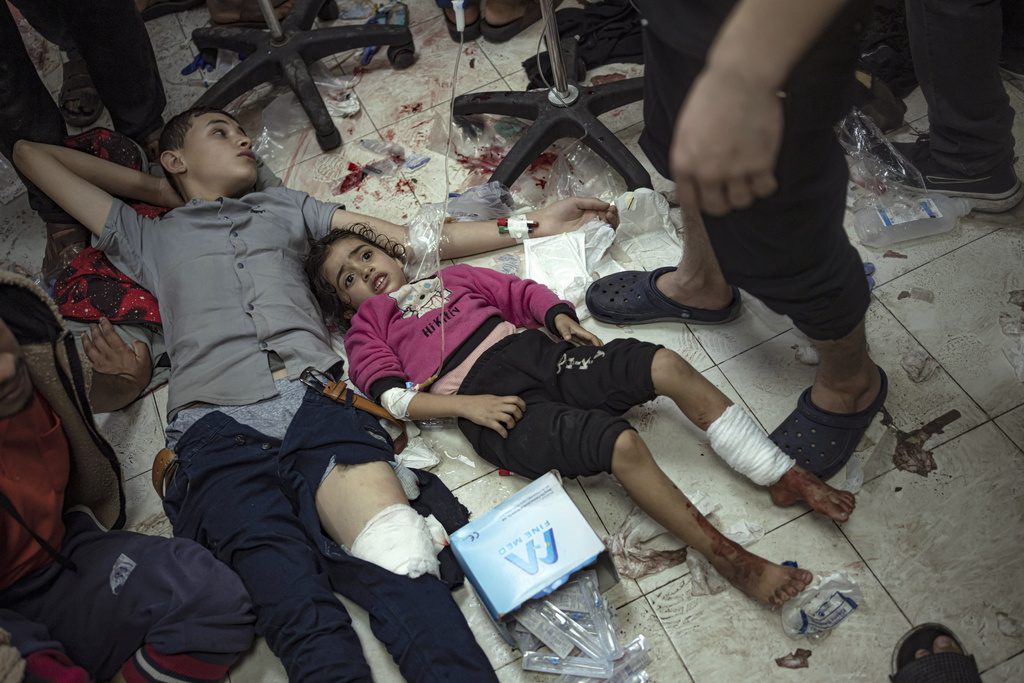 Γάζα: Τουλάχιστον 45 νεκροί από ισραηλινό βομβαρδισμό σε σπίτια – Περικύκλωσαν την πόλη Χαν Γιούνις