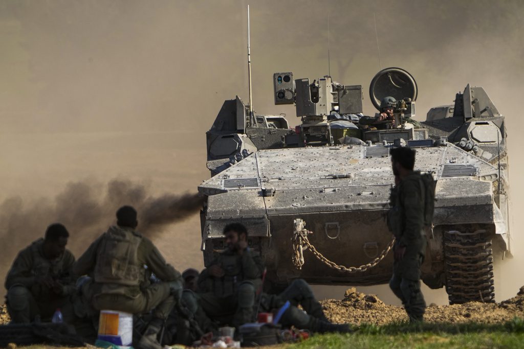 Το Ισραήλ εξετάζει σοβαρά να ανοίξει δεύτερο μέτωπο με τη Χεζμπολάχ
