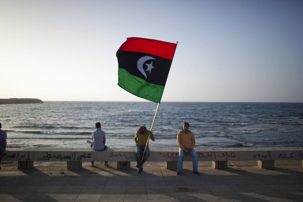 Κίνηση Λιβύης προς Αίγυπτο προκαλώντας την Ελλάδα: 12 μίλια χωρικών υδάτων και 24 μίλια συνορεύουσας ζώνης