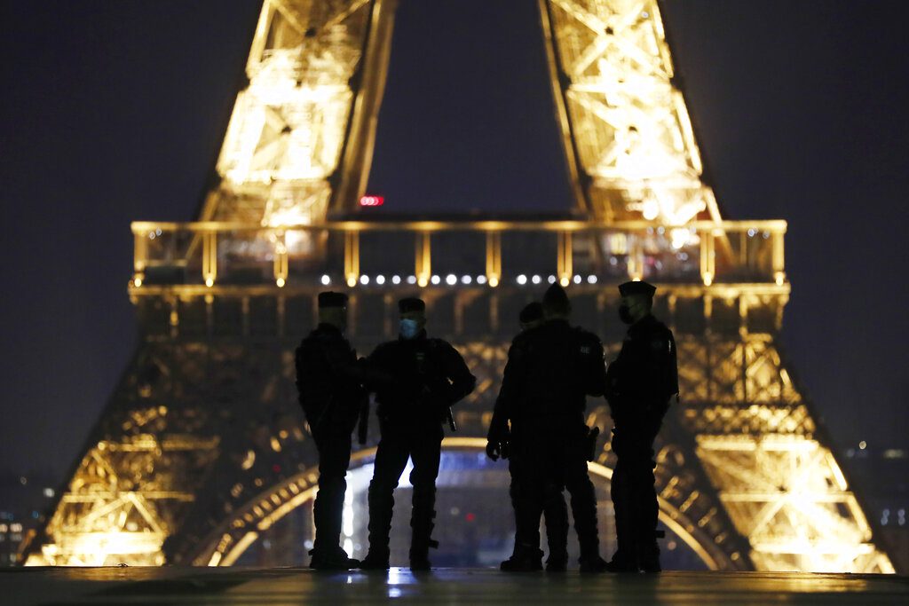 Γαλλία: Ο δράστης της επίθεσης στο Παρίσι «ανέλαβε» την ευθύνη
