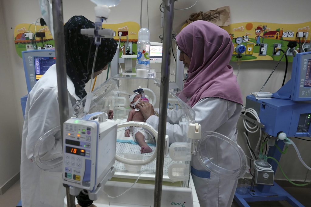 ΠΟΥ για Γάζα: Το Ισραήλ να προστατεύσει το υγειονομικό – ανθρωπιστικό προσωπικό – Σχέδιο ψηφίσματος
