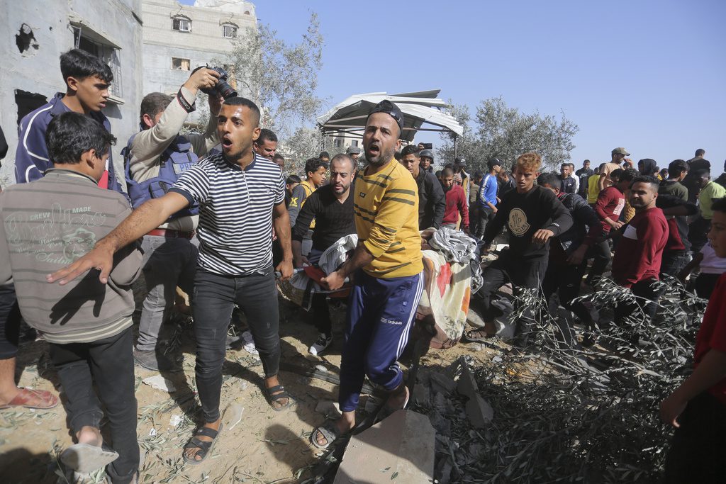 Ισραήλ – Γάζα: Επιστροφή στο λουτρό αίματος – Πάνω από 240 νεκροί σε ένα 24ωρο