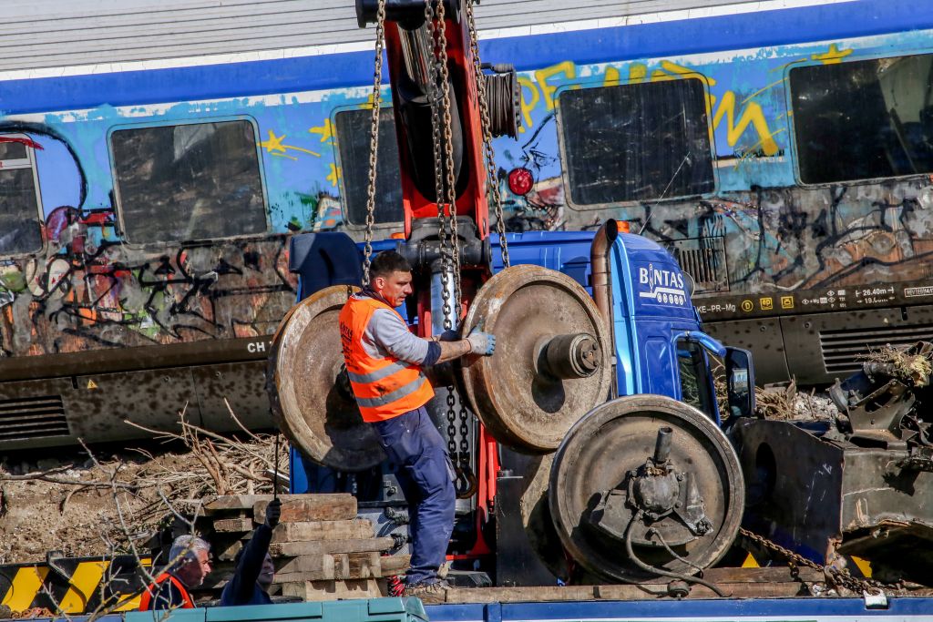 Τέμπη: Η Κομισιόν αφήνει ανοιχτό το ενδεχόμενο παραπομπής της Ελλάδας στο Ευρωπαϊκό Δικαστήριο