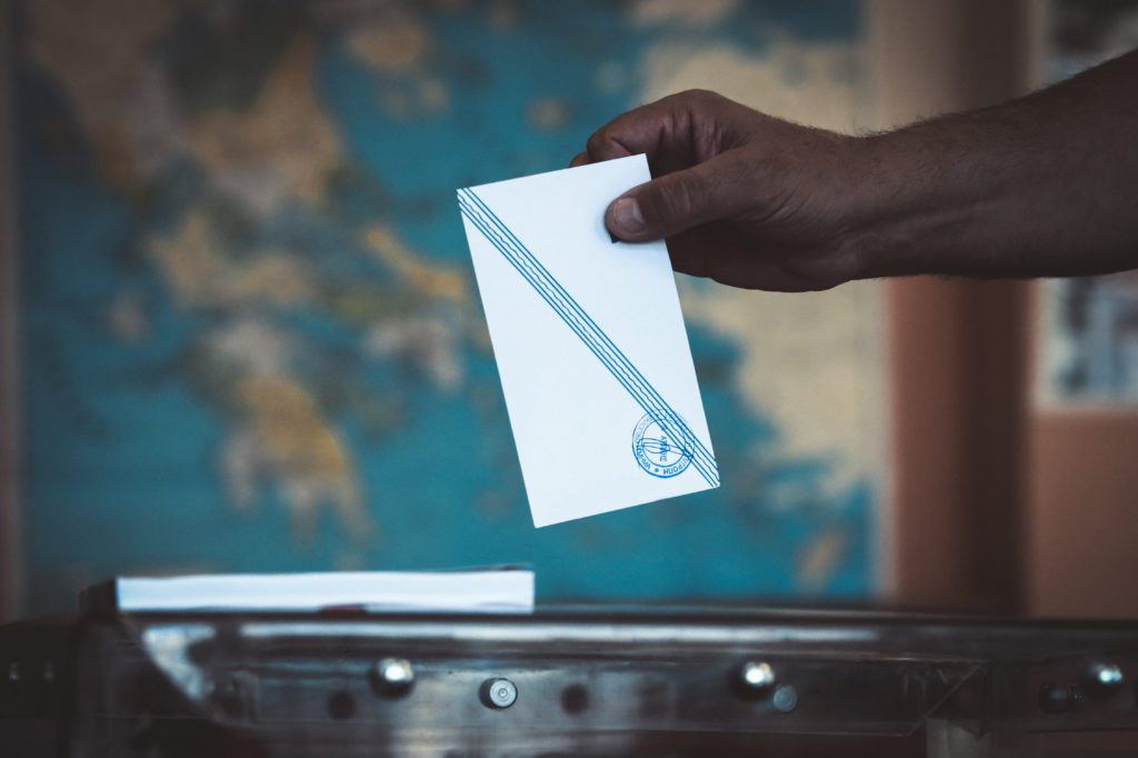 Δημοσκόπηση: Βουτιά της ΝΔ στις ευρωεκλογές – Πρώτο πρόβλημα με διαφορά η ακρίβεια