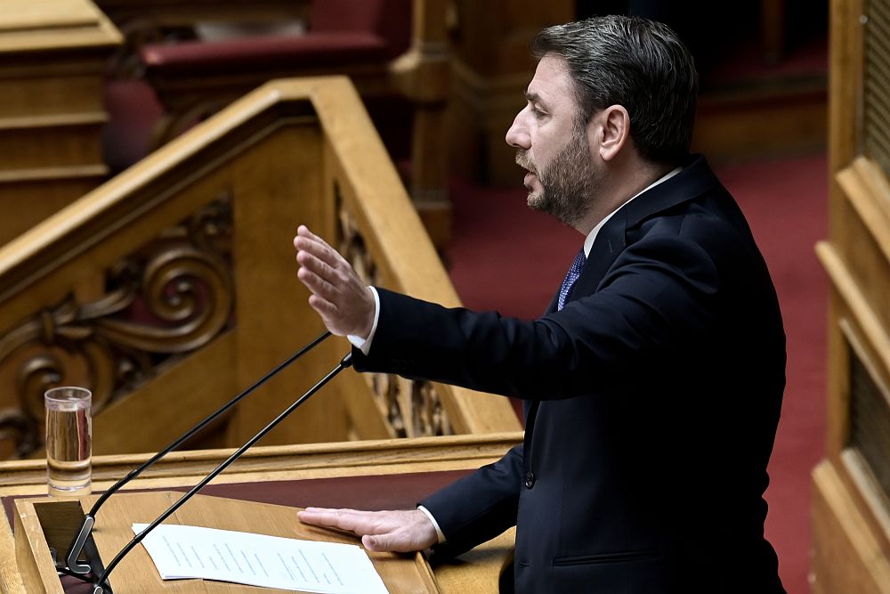 Επιστολική ψήφος: Δύο όρους βάζει ο Ανδρουλάκης για να ψηφίσει το ΠΑΣΟΚ – Στα «σχοινιά» η Κεραμέως