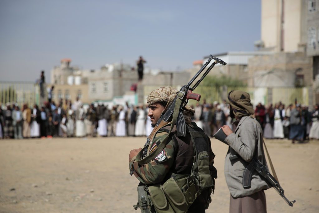 Χούθι: Ποιοι είναι οι αντάρτες της Υεμένης – Πότε ξεκίνησε η δράση τους και ποιες χώρες τους υποστηρίζουν