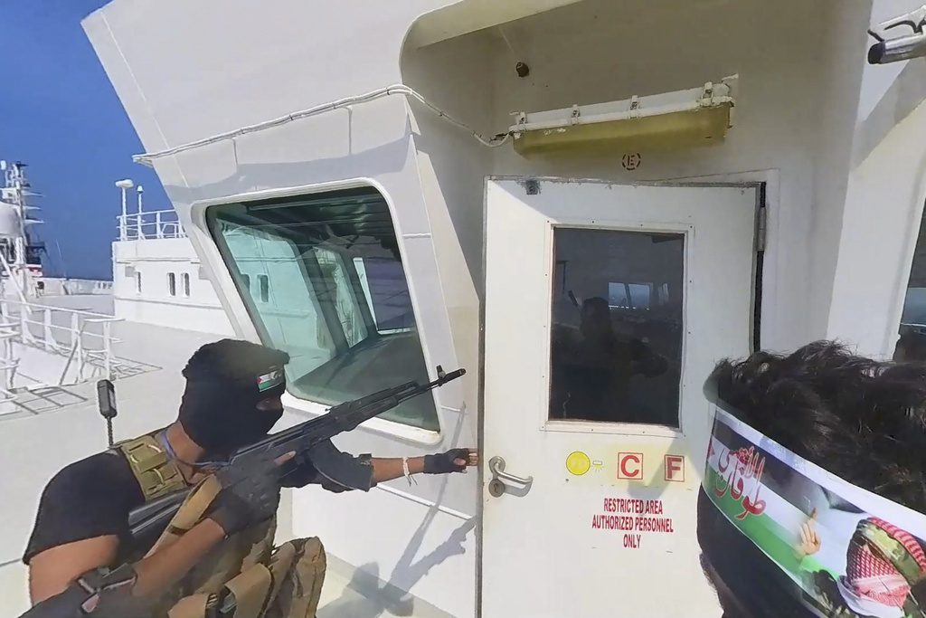 ΗΠΑ: Κλιμακούμενες οι επιθέσεις των Χούθι στην Ερυθρά Θάλασσα – Ανησυχία ΟΗΕ για κίνδυνο επιδείνωσης