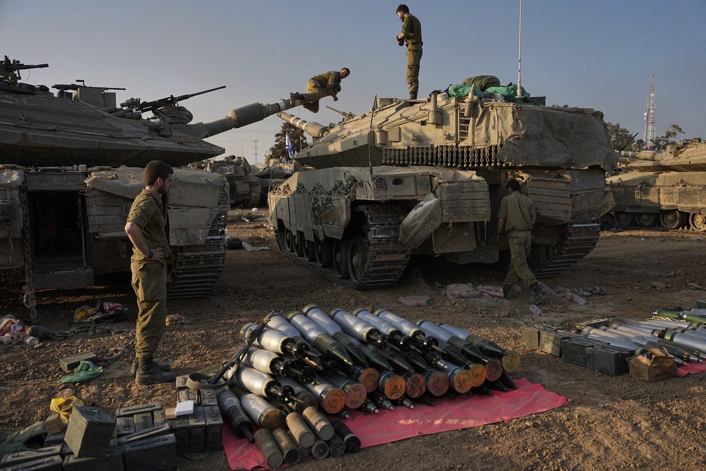 ΗΠΑ: Με «παράθυρα» στον αμερικανικό νόμο συνεχίζεται η στρατιωτική βοήθεια στο Ισραήλ