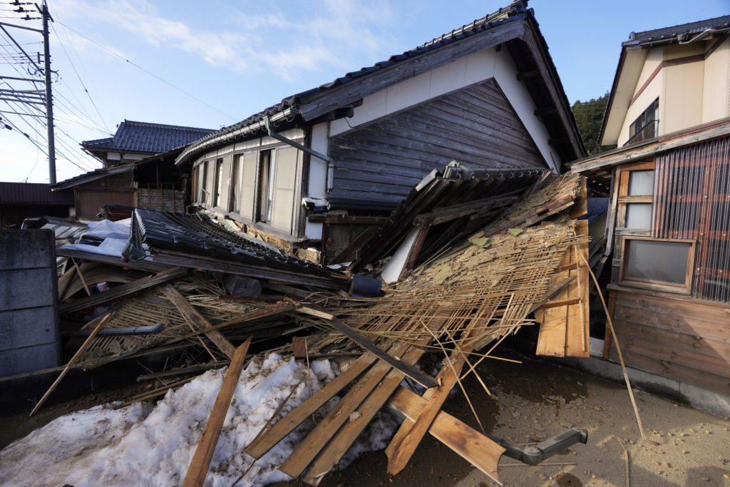 Ιαπωνία: «Υπήρξε απόλυτη ηρεμία» – Οι πρώτες στιγμές μετά τον ισχυρό σεισμό των 7,6 Ρίχτερ (Video)