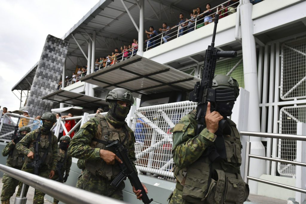 Ισημερινός: Μαίνεται ο πόλεμος της κυβέρνησης με τα καρτέλ – Χιλιάδες στρατιώτες περιπολούν σε ξηρά, αέρα και θάλασσα