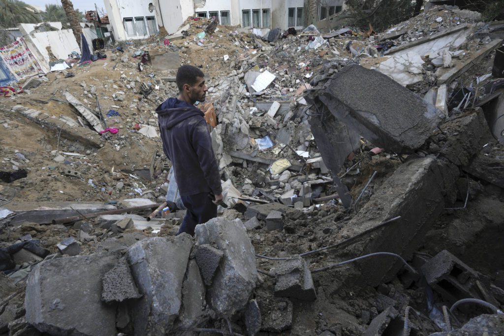 Γάζα: Νέο ισραηλινό σφυροκόπημα στη Χαν Γιουνίς μετά τη συμφωνία για παροχή ανθρωπιστικής βοήθειας