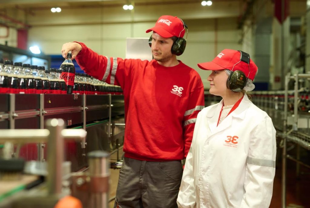 Coca-Cola Τρία Έψιλον: Κορυφαίος εργοδότης στην Ελλάδα και το 2024