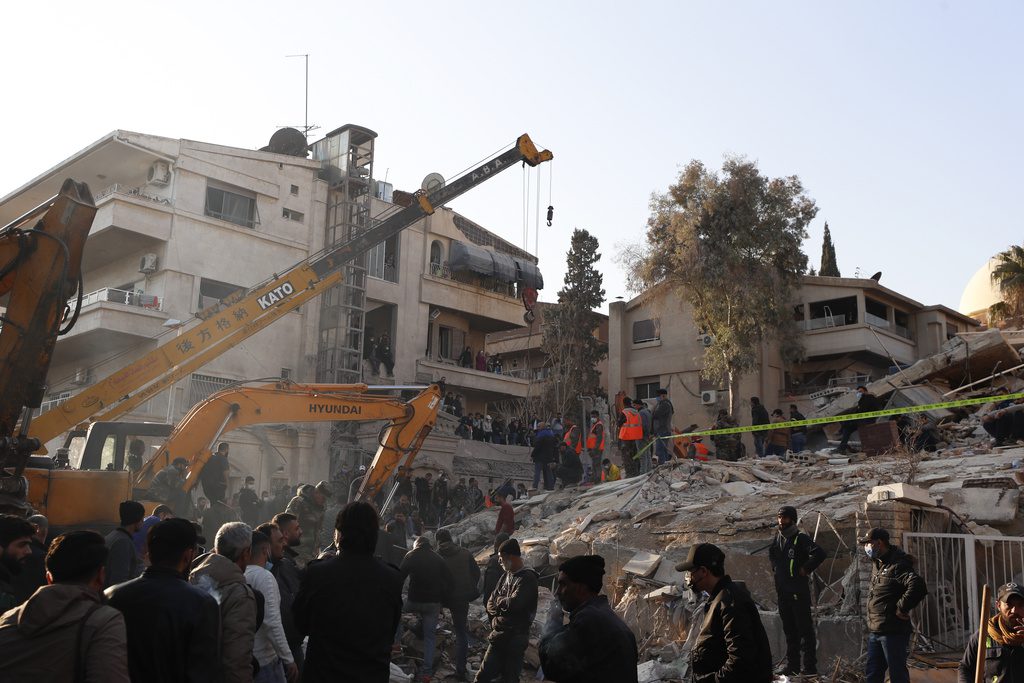 Μέση Ανατολή: 14 νεκροί από ισραηλινές εναέριες επιδρομές σε Συρία και νότιο Λίβανο (Videos)