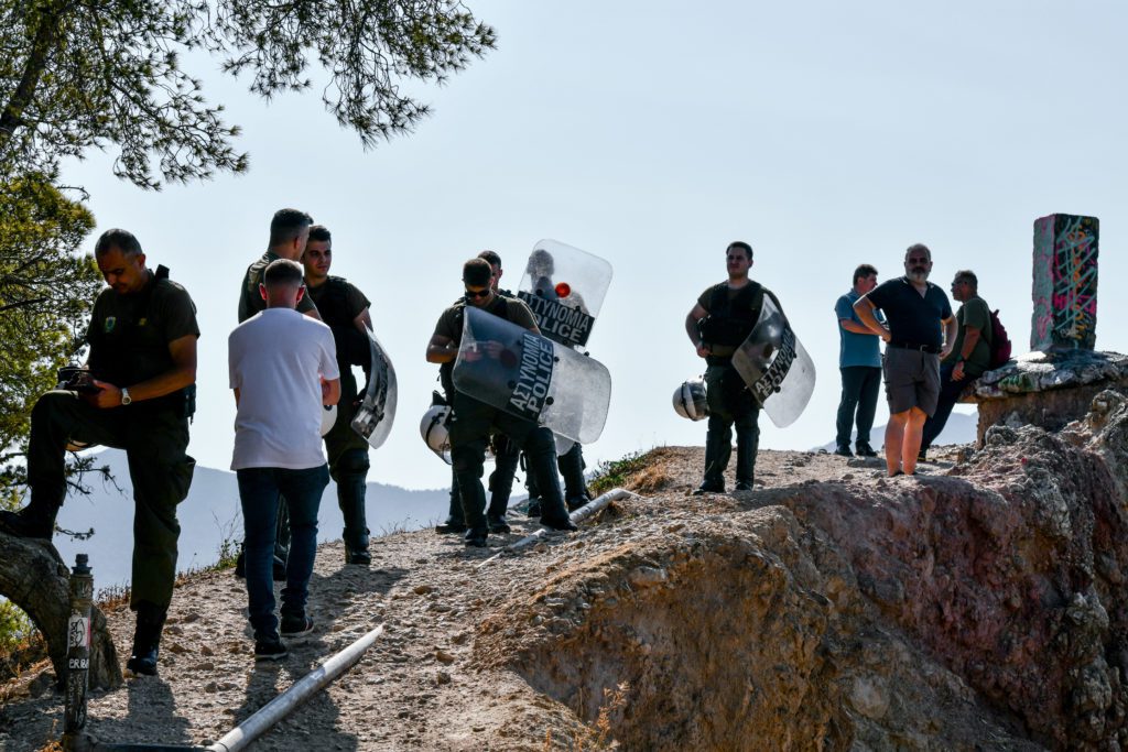 Χάρης Δούκας: Υπόλογος ο Μπακογιάννης – Σταματά η «ανάπλαση» στον Λόφο Στρέφη (Photos)