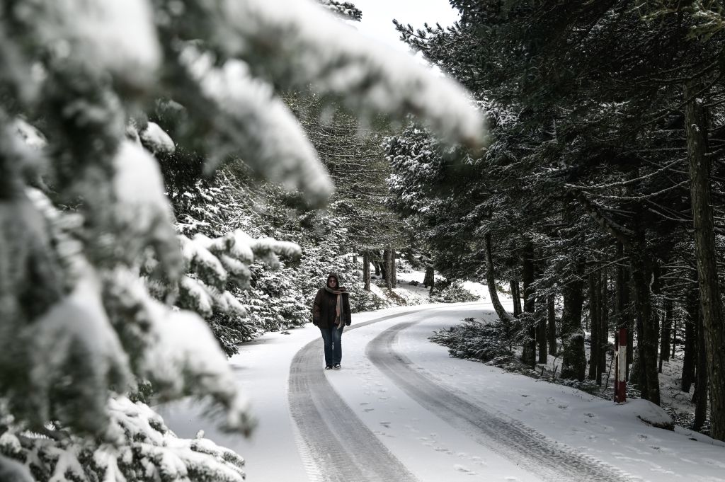 Καιρός: Σε ποιες περιοχές αναμένεται να χιονίσει – LIVE η εξέλιξη των φαινομένων
