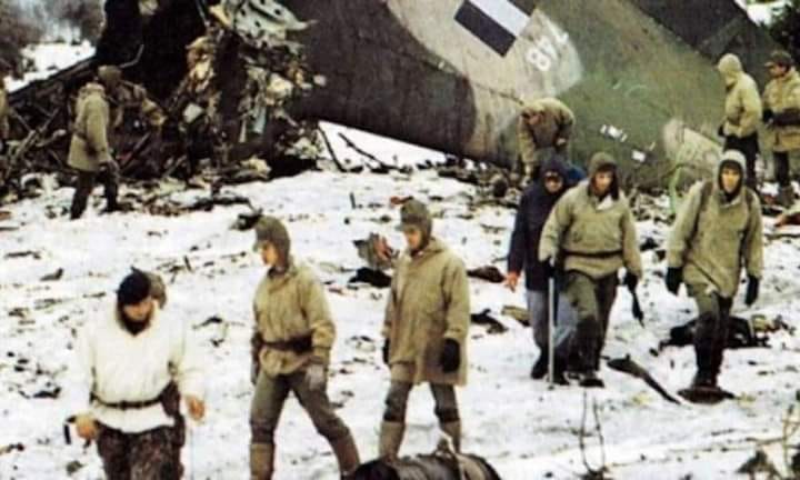Η μυστηριώδης πτώση του C-130 με τα 63 θύματα στο όρος Όθρυς – Αναπάντητα ερωτήματα 33 χρόνια μετά