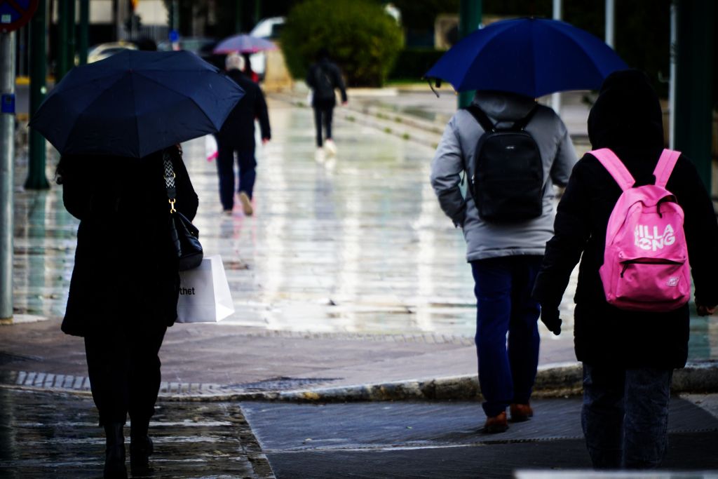 Καιρός: Έρχεται διπλή ιταλική κακοκαιρία – Ποιες περιοχές θα επηρεαστούν (Video)