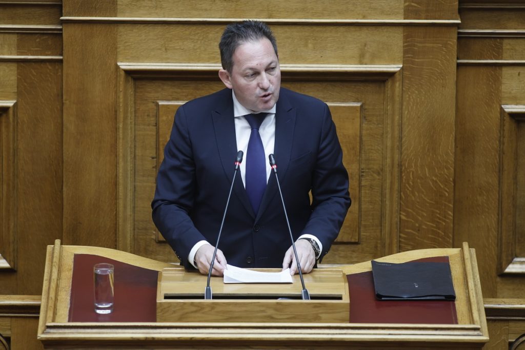 Πέτσας: «Αυτοί που ήταν υπεύθυνοι για το πόρισμα του ΕΟΔΑΣΑΑΜ πρέπει να παραιτηθούν»