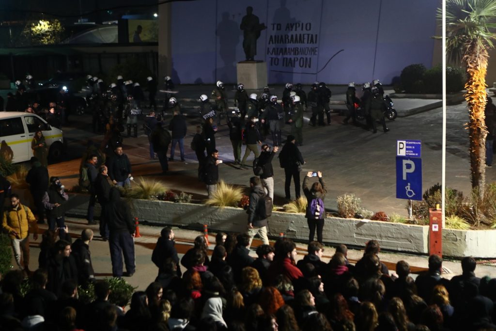 Στήριξη Κασσελάκη στο φοιτητικό κίνημα: «Η Παιδεία μας δεν μπορεί να αντιμετωπίζεται με βία…»