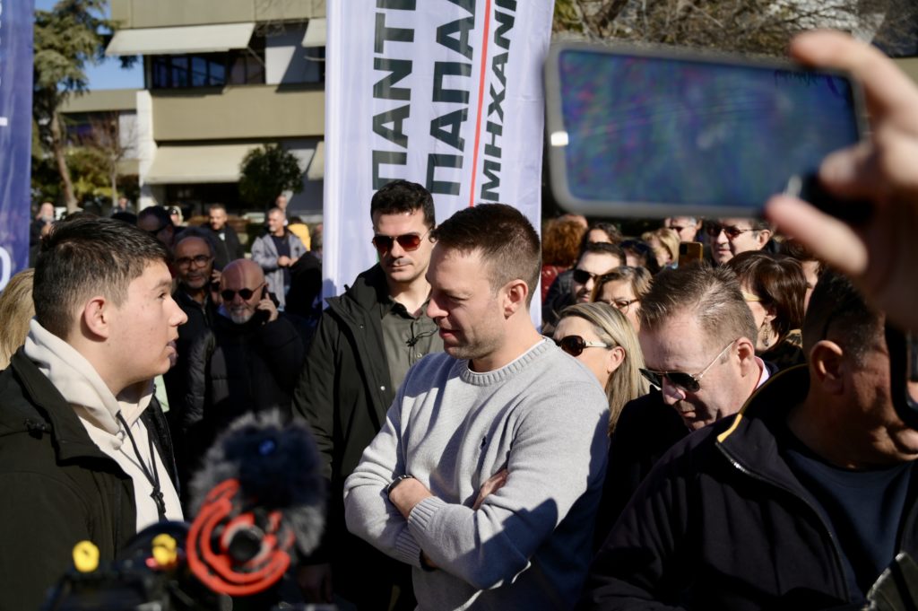 Κασσελάκης: «Δίκαια τα αιτήματα των αγροτών – Η γενιά μου θα πληρώσει την κακοδιαχείριση Μητσοτάκη»
