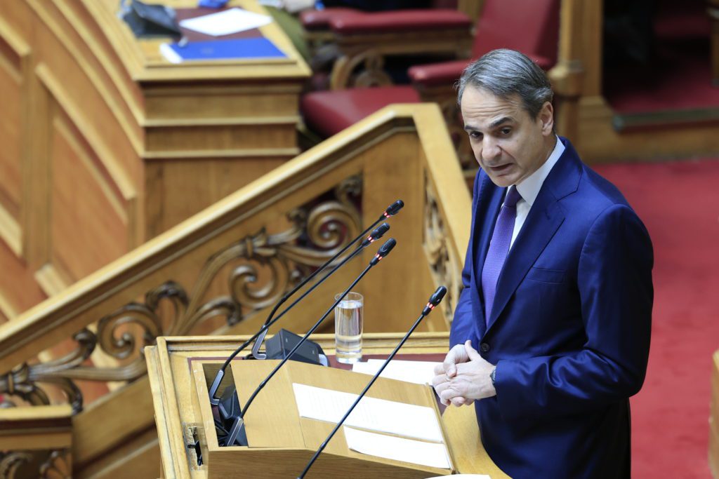 Σε άλλη… συχνότητα ο Μητσοτάκης: «Προεκλογικού χαρακτήρα» το καταδικαστικό ψήφισμα του Ευρωκοινοβουλίου