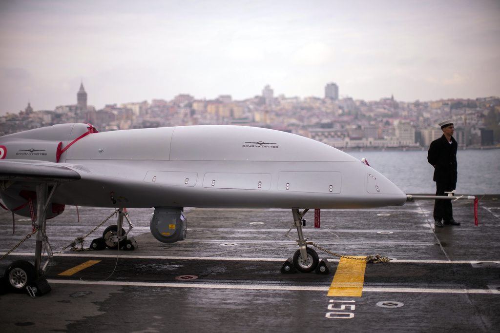 Αναβλήθηκε η επίσκεψη Πούτιν στην Τουρκία – Αγκάθι τα drones Bayraktar