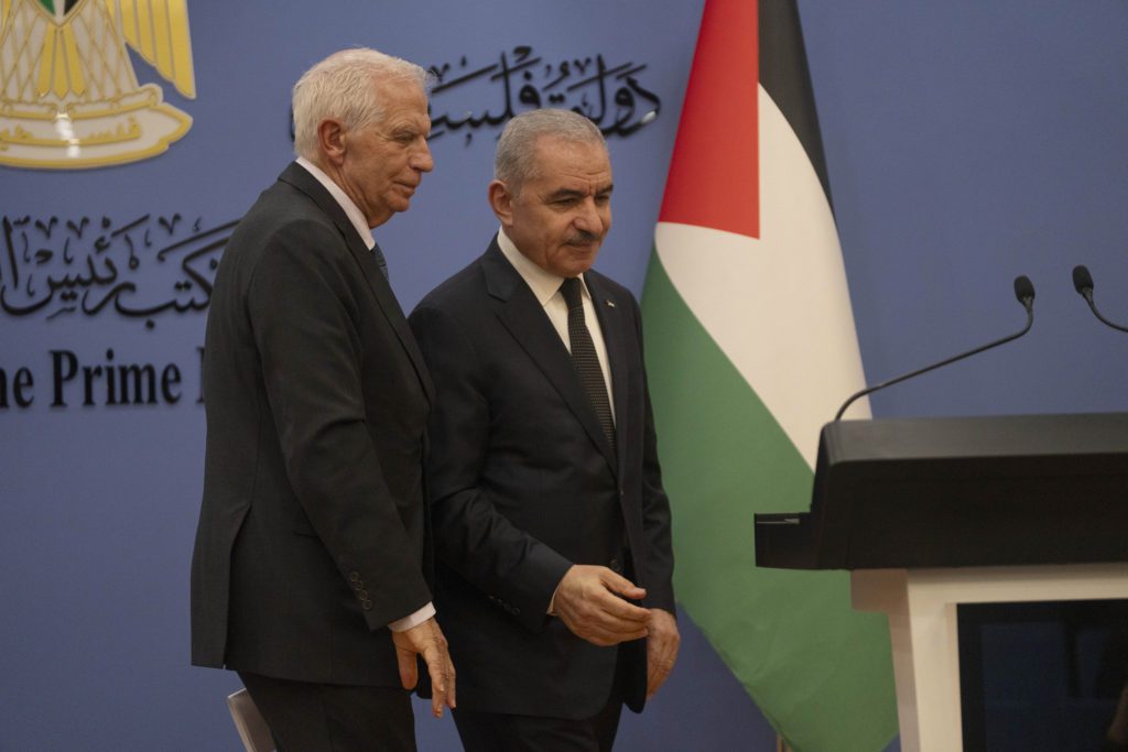 Μοχάμεντ Στάγεχ: Παραιτήθηκε ο πρωθυπουργός της Παλαιστίνης – Τι σηματοδοτεί αυτή η εξέλιξη