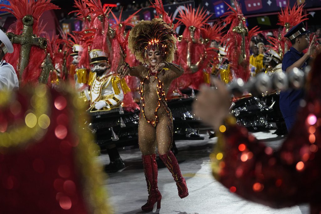 Βραζιλία: Το Καρναβάλι «νίκησε» το Παγκόσμιο Κύπελλο – Ρεκόρ τουριστικών εσόδων