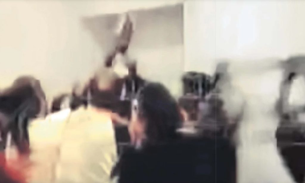 Απάντησαν στον Βρούτση παίρνοντας… τα όπλα