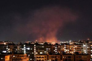 Συρία: Εκρήξεις στη Δαμασκό &#8211; Καταρρίφθηκαν ισραηλινοί πύραυλοι, μεταδίδει η συριακή τηλεόραση